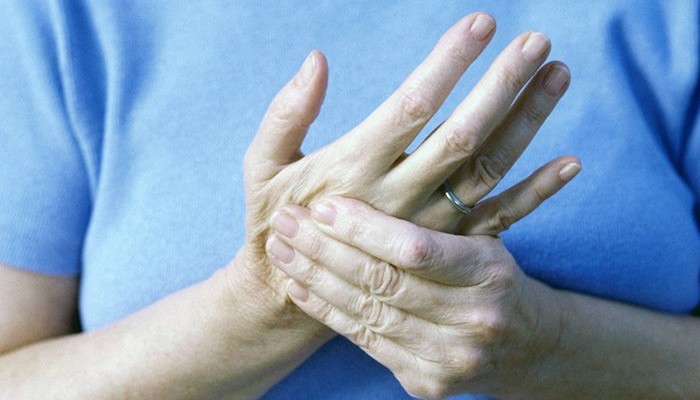 40561315-varikoz-na-rukah-nemeyut