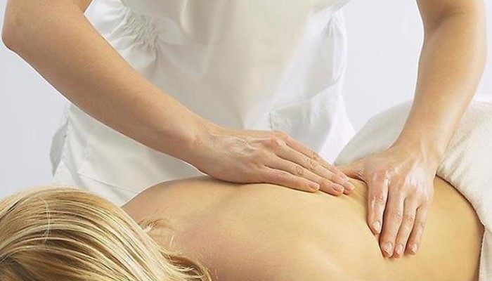 Massazh-grudnogo-otdela