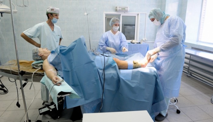 podgotovka-k-operacii-pri-poperechnom-ploskostopii